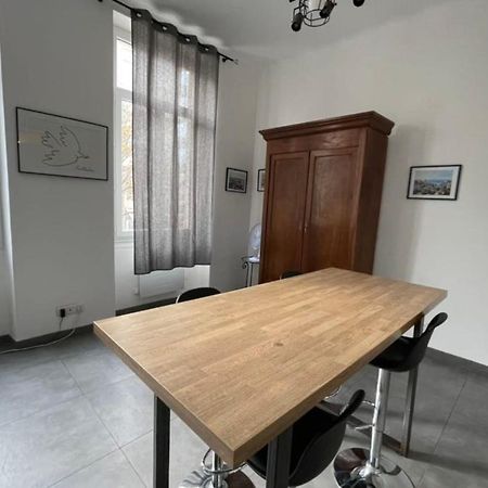 Charming Apartment In The Old Port Marseille Bagian luar foto