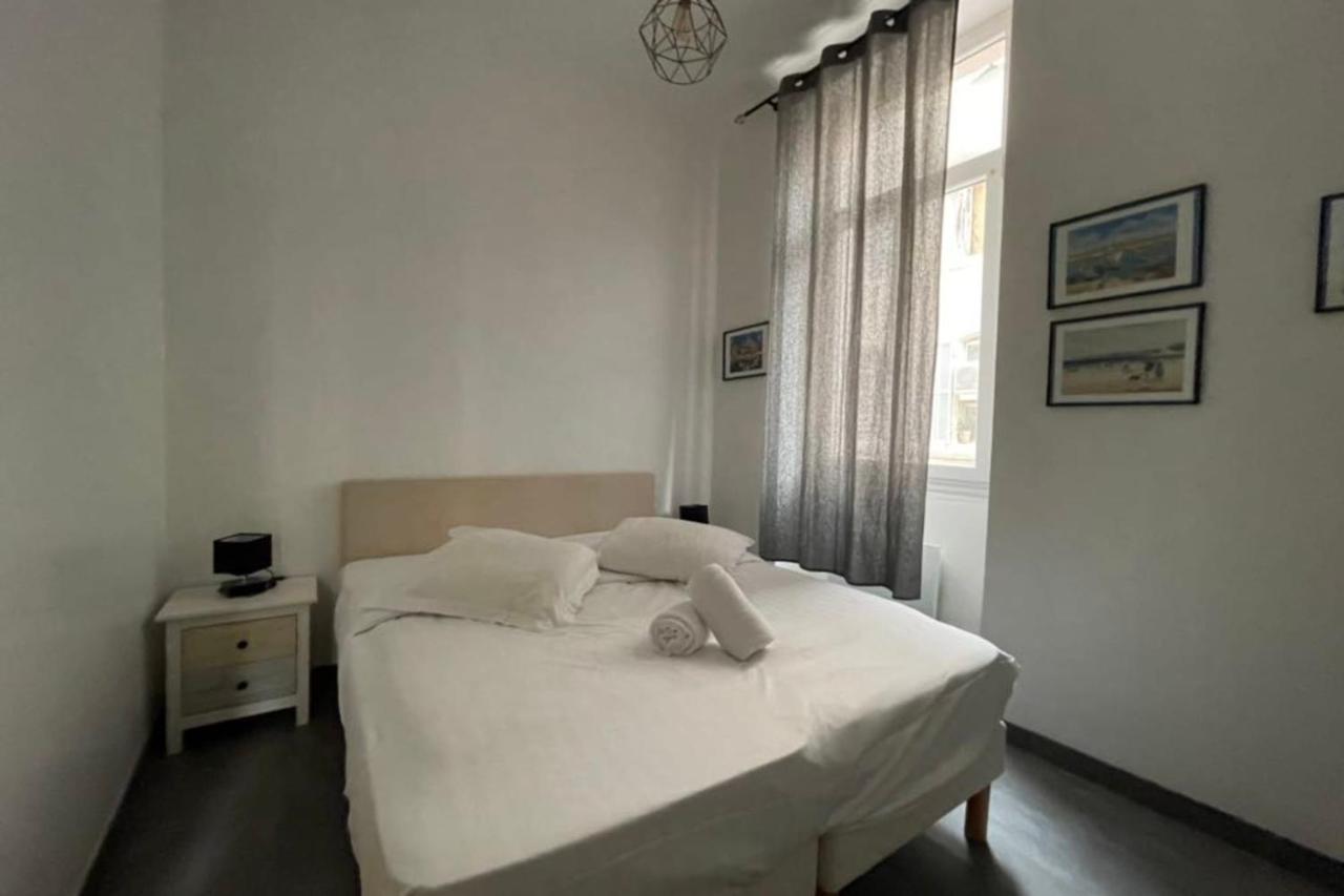 Charming Apartment In The Old Port Marseille Bagian luar foto